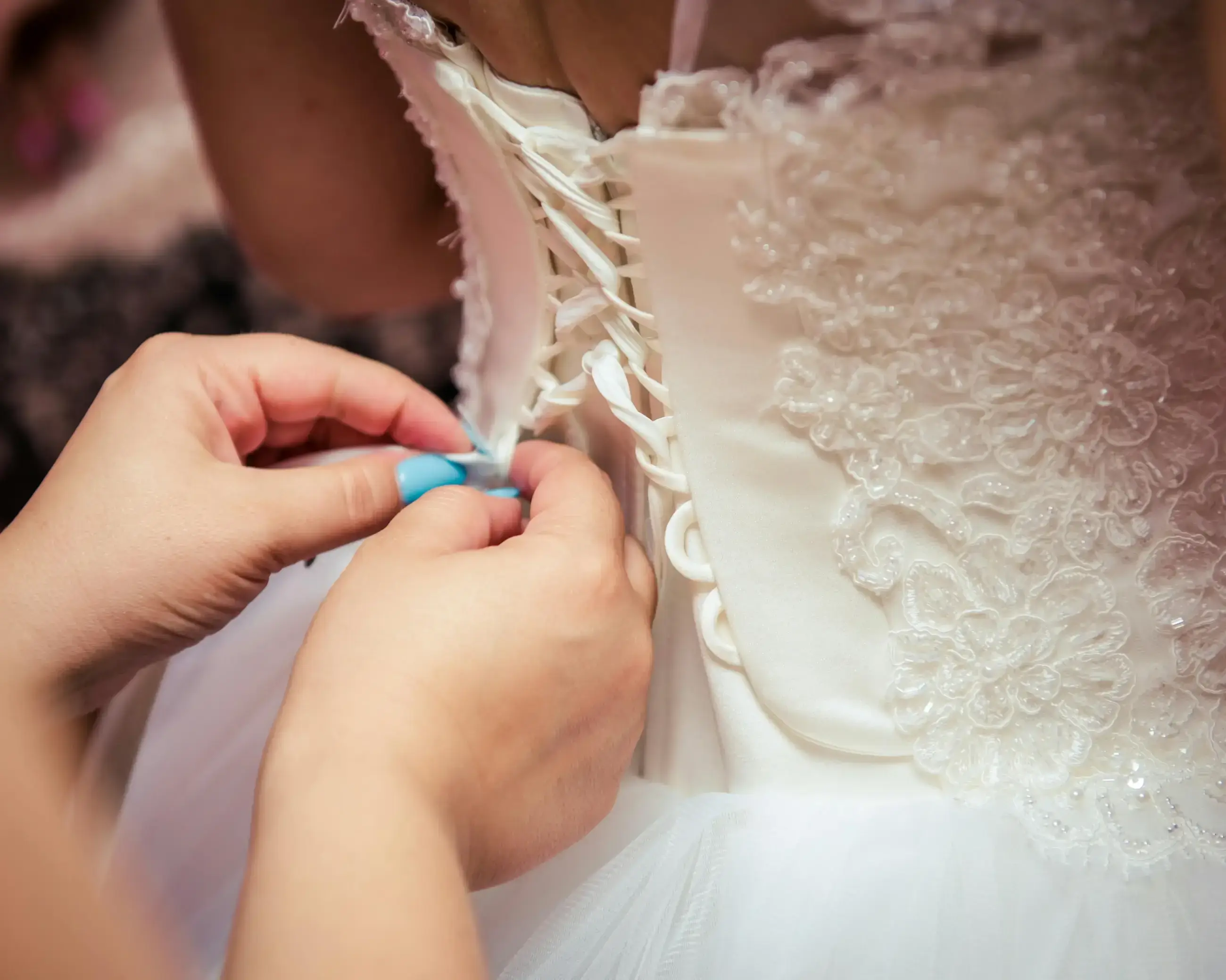 The 2026 Guide to Bridal Gown Alterations in Vancouver, WA Image
