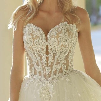 Randy Fenoli Antoinette LAST ONE #2 Ivory/Nude thumbnail