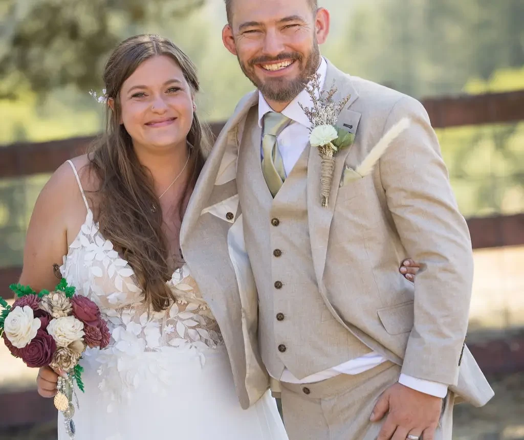 Mackenzie & Cory. Mobile Image