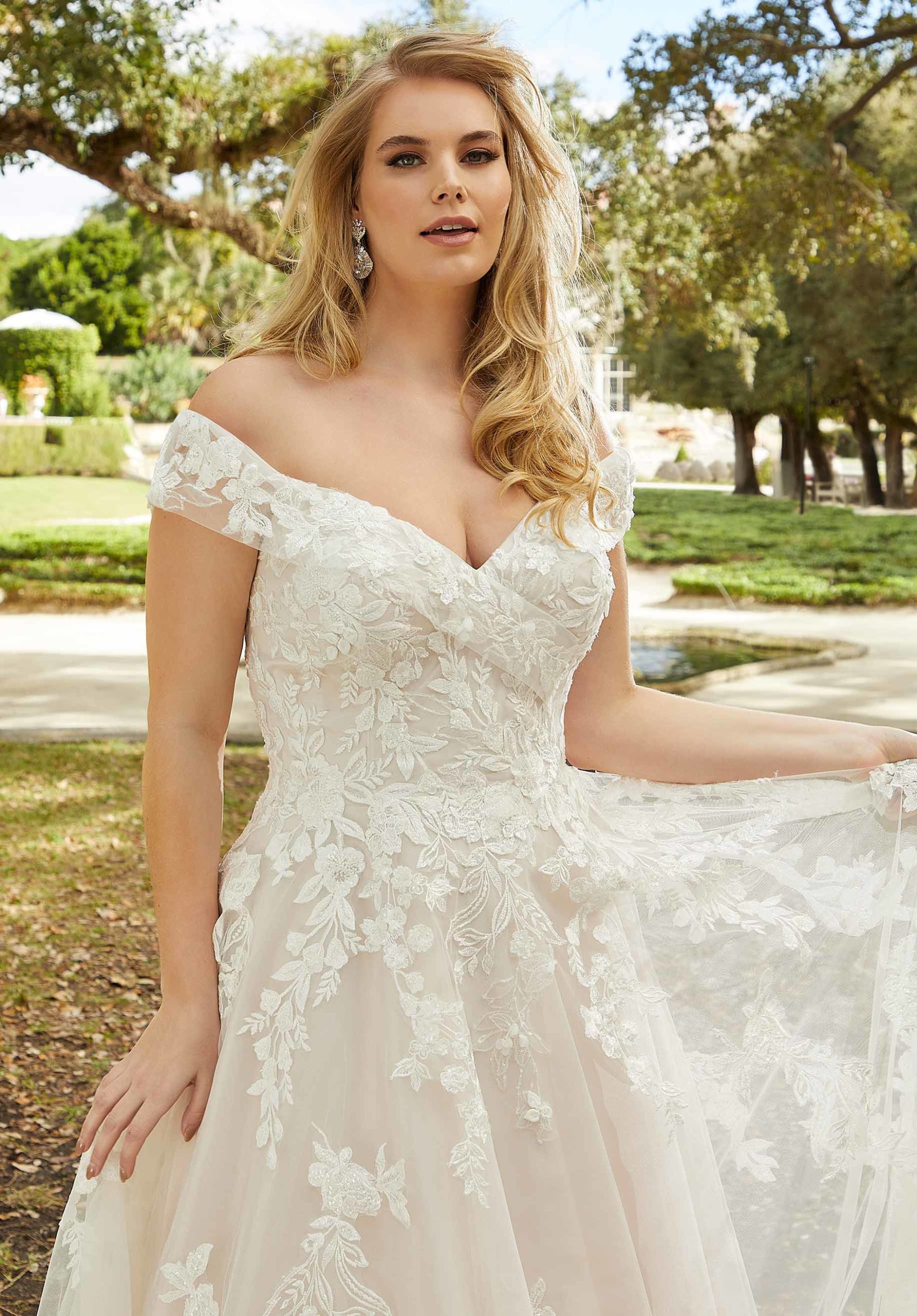 Julietta Wedding Dress - 3364 Gwen - Best Seller