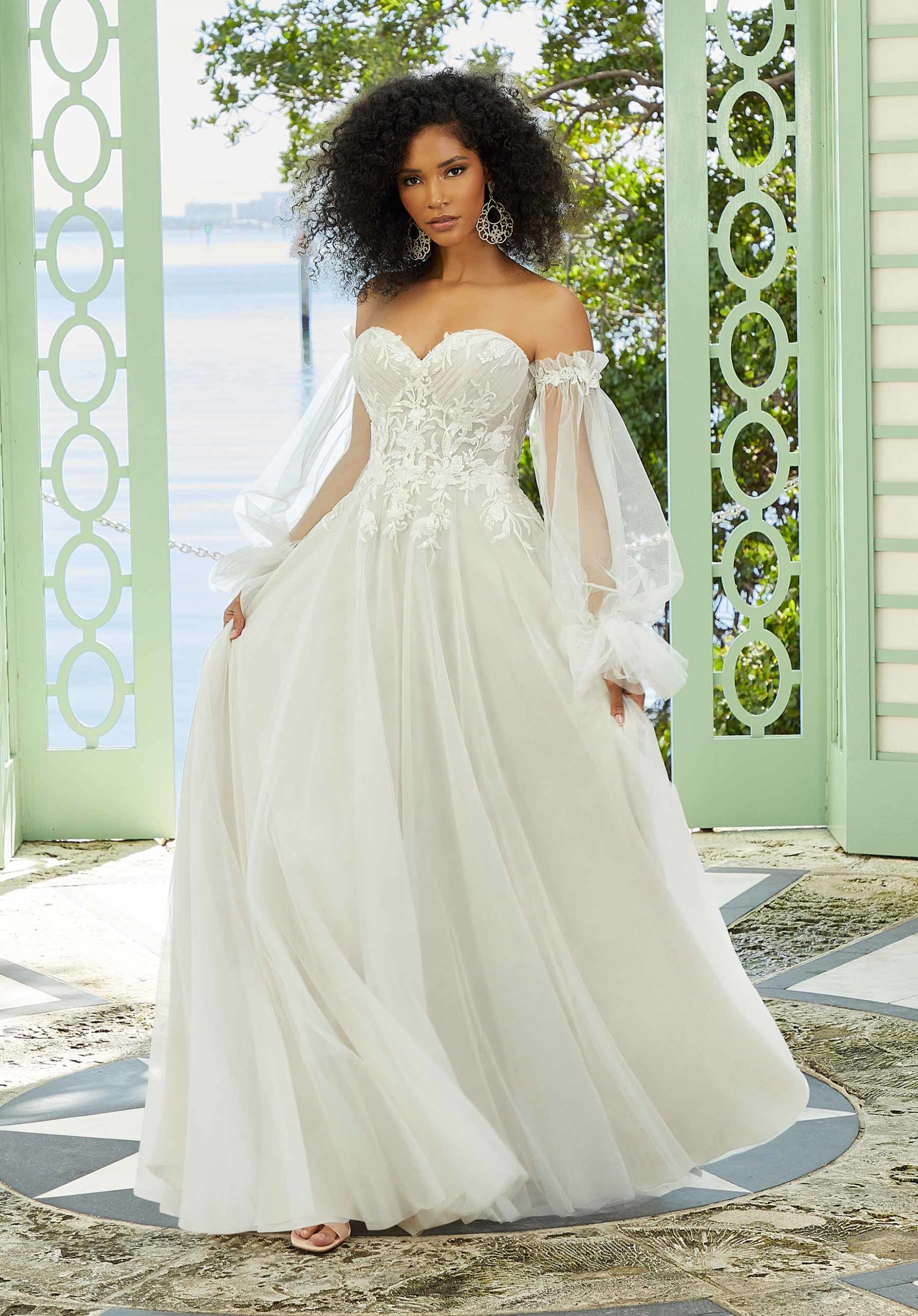 Wedding Dress 360: A Brides x Pinterest Video Series