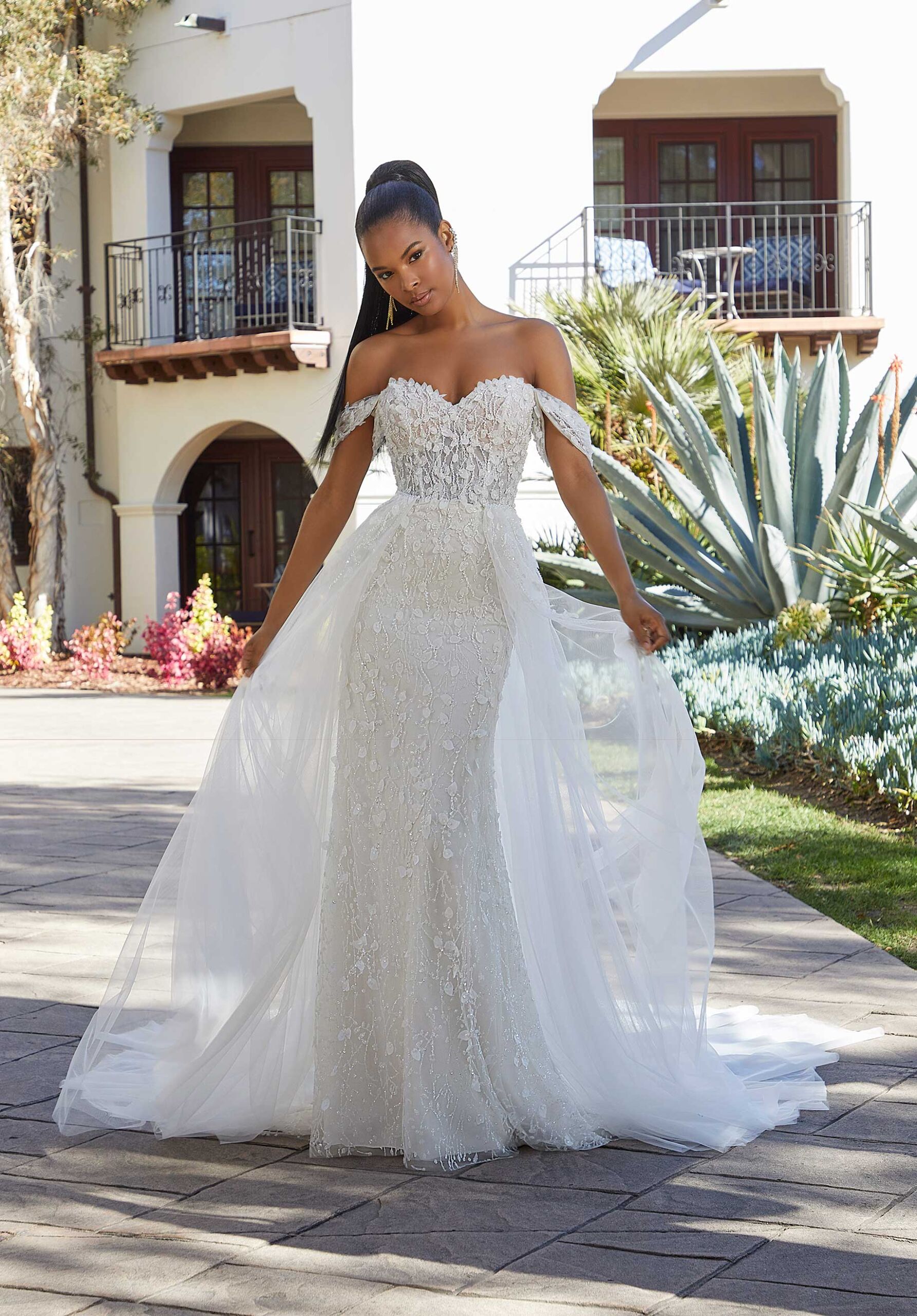 https://crownbridal.com/wp-content/uploads/2023/08/product_img_2537_feature_img-scaled-1.jpg